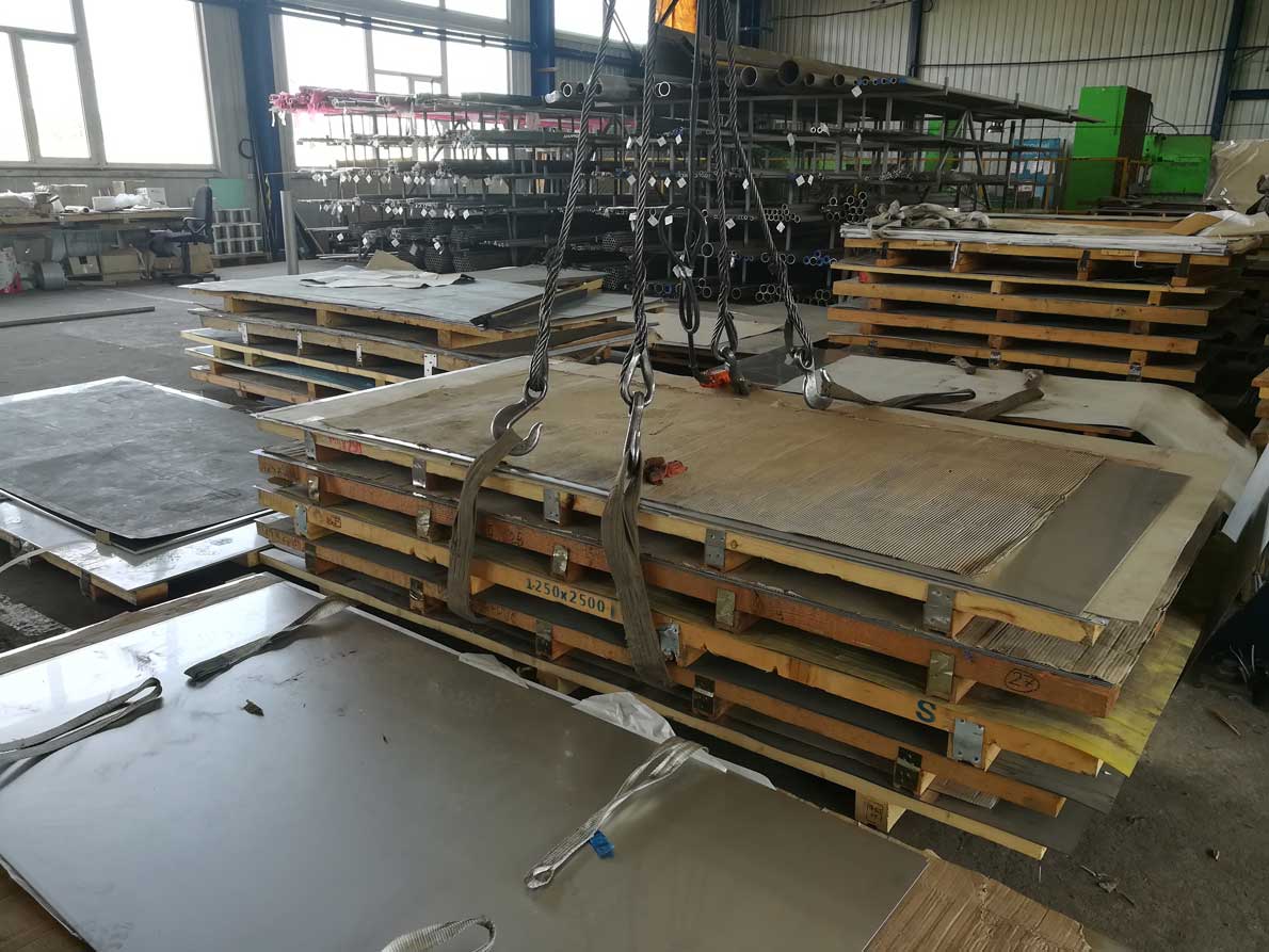 Фото складу Люкс Металл